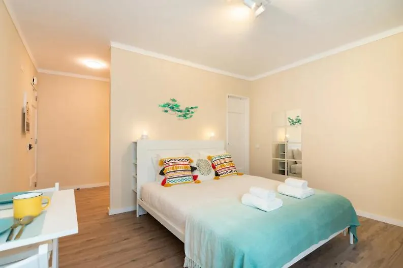 Apartment Studios In The Center Of Cascais