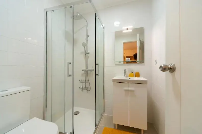 Apartment Studios In The Center Of Cascais