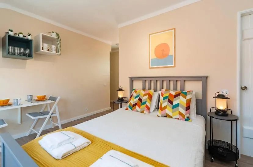 Apartment Studios In The Center Of Cascais